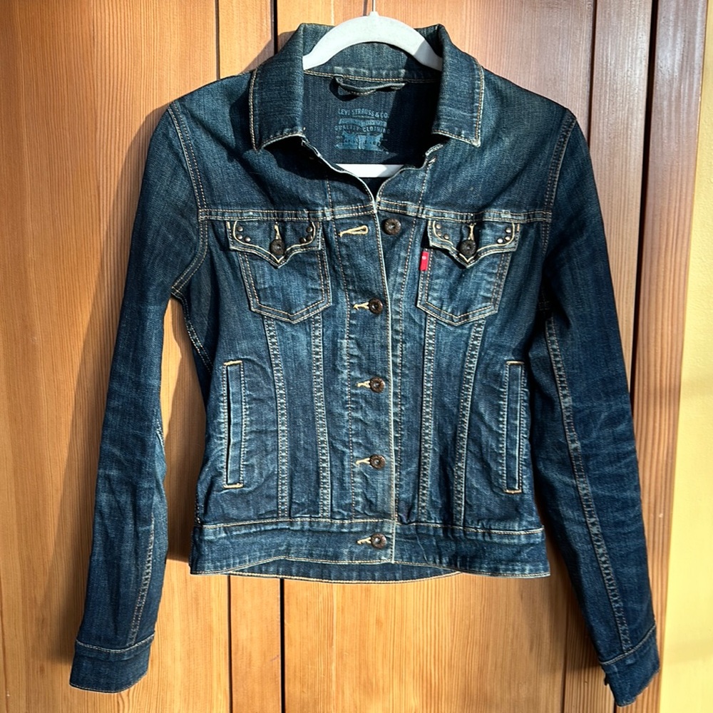 Levi’s Denim Jacket -Small
